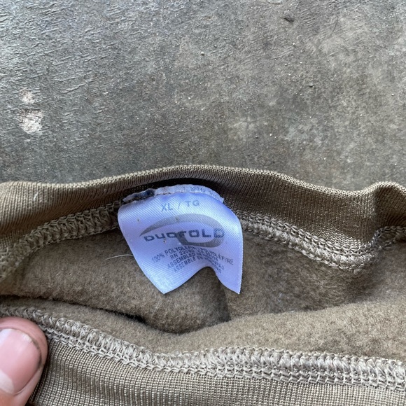 insulated under layered shirt - Picture 2 of 2